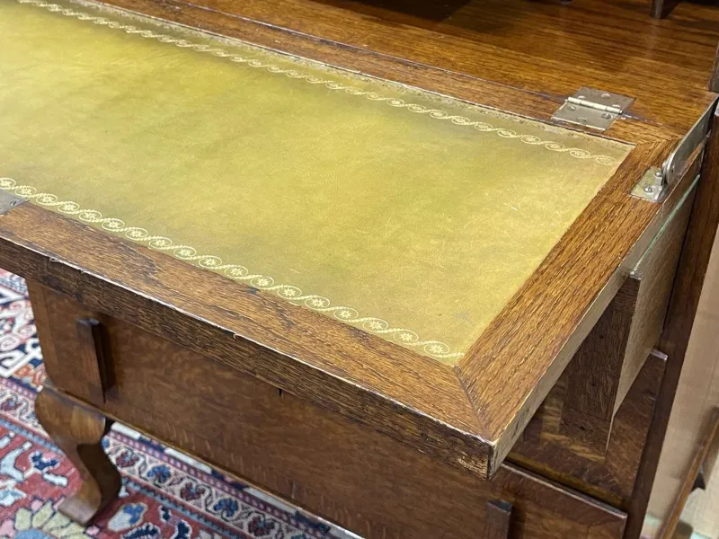 Pamono English Donkey Desk in Oak and Leather Top, 1950s> Secretaires