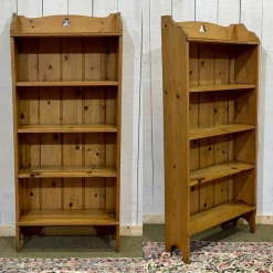 Pamono English Fir Bookcase, 1900s> Shelves & Wall Units