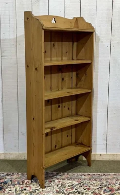Pamono English Fir Bookcase, 1900s><noscript><img width=