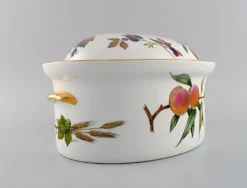 Best Pamono English Large Evesham Lidded Tureen in Porcelain from Royal Worcester, 1980s