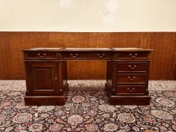 Discount Pamono English Narrow Chesterfield Desk