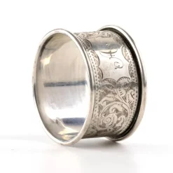 Sale Pamono English Silver Napkin Rings Set with Original Case, Set of 7