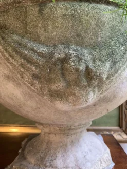 Pamono English Stone Urns, 1920s, Set of 2><noscript><img width=