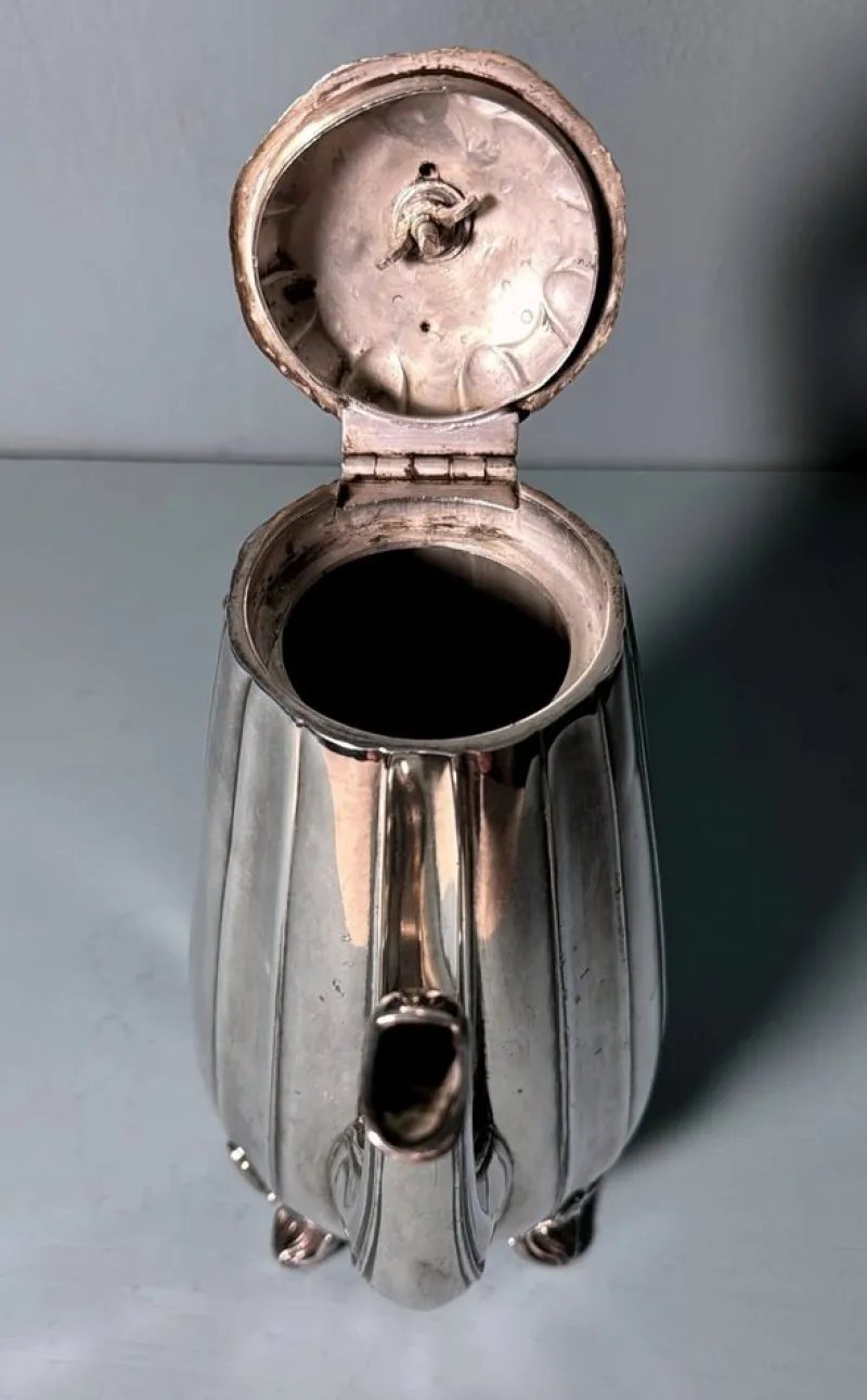 Pamono English Teapot in Silver-Plating from Dixon James, 1890> Coffee & Tea Service