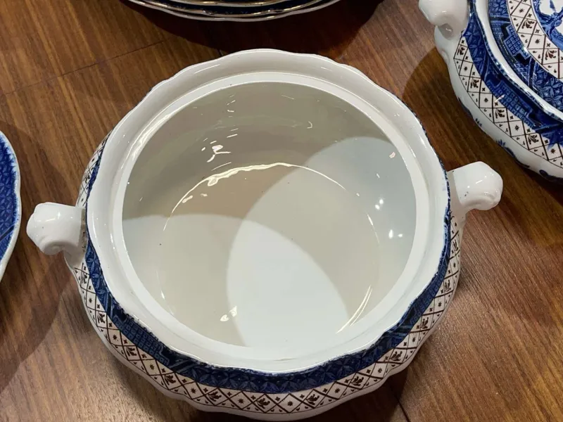 Pamono English Willow Porcelain Dinner Service, Set of 27> Dinnerware Accessories