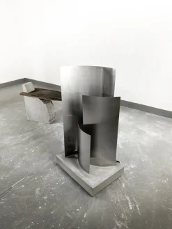 Pamono Essence Standing Light by Lukas Loette><noscript><img width=
