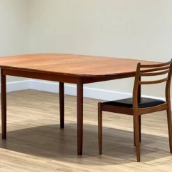 Pamono Extending Dining Table in Teak from G-Plan, 1960s><noscript><img width=