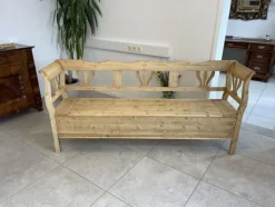 New Pamono Farm Bench in Natural Wood
