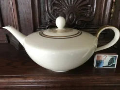 Best Pamono Favorit Tea Kettle from Hutschenreuther, Bavaria, Germany, 1940s