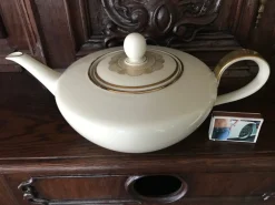 Best Pamono Favorit Tea Kettle from Hutschenreuther, Bavaria, Germany, 1940s