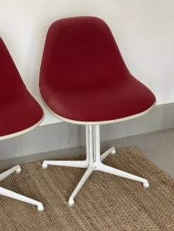 Sale Pamono Fibreglass La Fonda Chair by Charles & Ray Eames for Vitra, 1960s