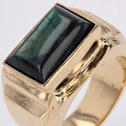 Pamono Finland Spectrolite 18 Karat Yellow Gold Signet Ring, 1950s><noscript><img width=