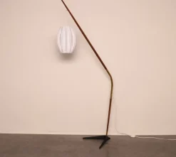 Pamono Fishing Pole Floor Lamp from Holm Sørensen & Co., Denmark, 1950s> Floor Lamps
