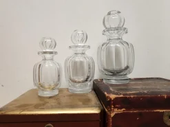 Pamono Flat Cut Clear Crystal Malmaison Perfume Bottles with Stoppers from Baccarat, 1940s, Set of 3> Bottles, Carafes & Jugs
