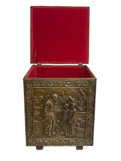 Hot Pamono Flemish Metal Firewood Box, Late 19th Century