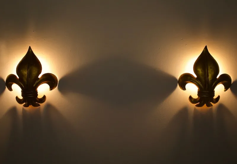 Pamono Fleur-De-Lys Wall Lights, 1970s, Set of 2