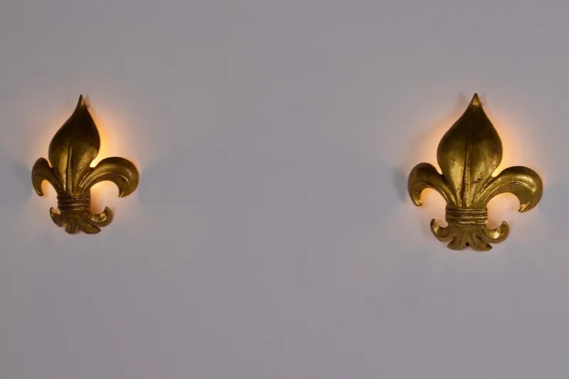 Pamono Fleur-De-Lys Wall Lights, 1970s, Set of 2