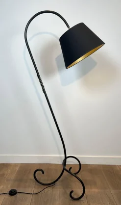 Outlet Pamono Floor Lamp in Black Lacquered Metal and Brass in the style of Jean Royère
