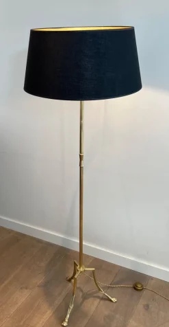 Pamono Floor Lamp in Brass and Tripod Base with Claw Feet from Maison Jansen> Floor Lamps