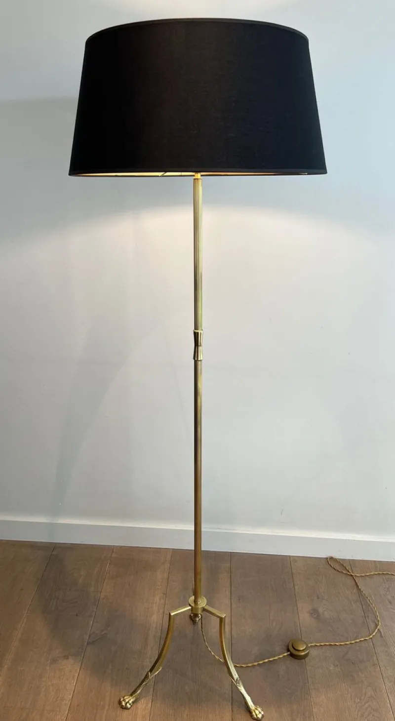 Pamono Floor Lamp in Brass and Tripod Base with Claw Feet from Maison Jansen> Floor Lamps