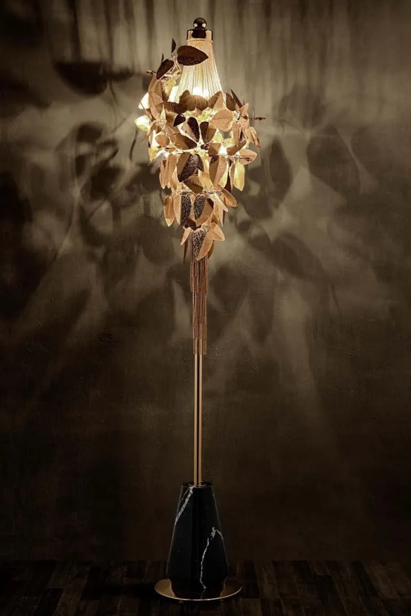 Pamono Floor Lamp in Gold-Plated Brass, Marble and Swarovski Crystals> Floor Lamps