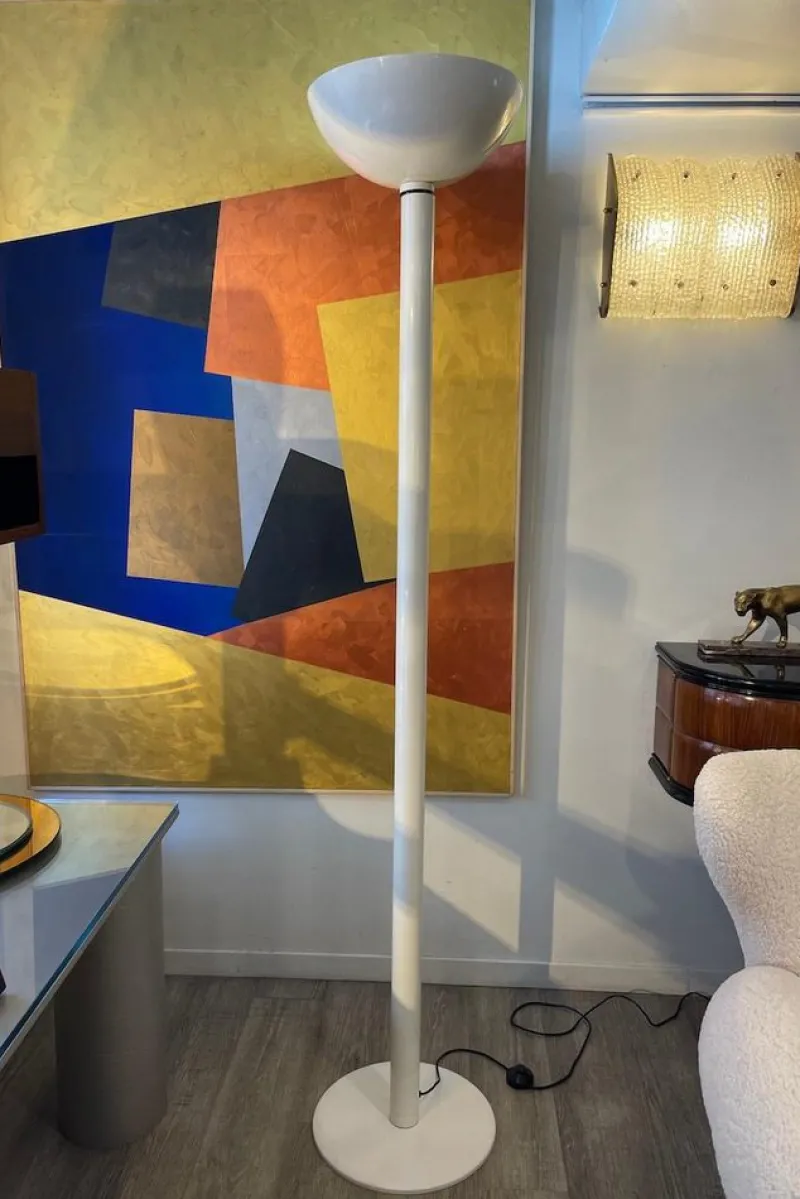 Pamono Floor Lamp in White Enameled Metal from Luce, 1970s> Floor Lamps