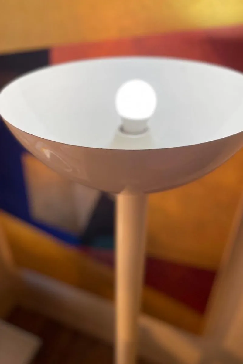Pamono Floor Lamp in White Enameled Metal from Luce, 1970s> Floor Lamps