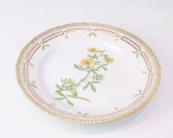 Pamono Flora Danica No. 20/3550 Decoration Lunch Plate from Royal Copenhagen, 1960s> Dinner Plates & Bowls
