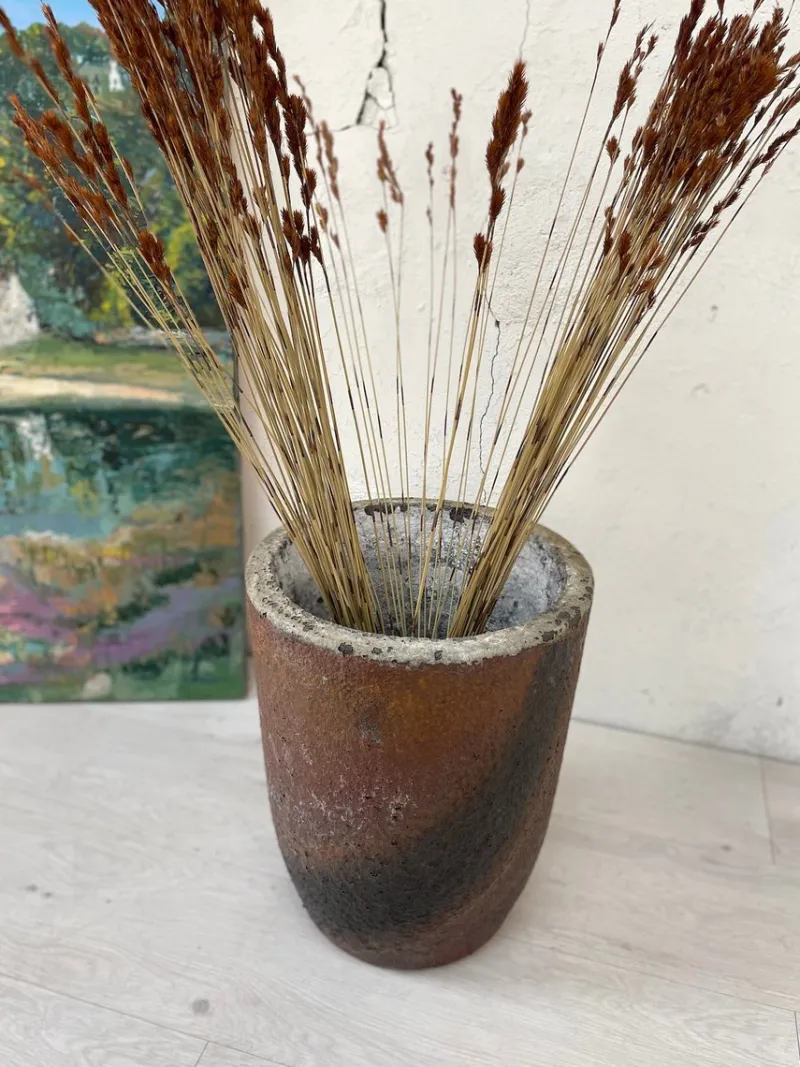 Pamono Foundry Crucible or Planter> Planters And Jardiniere