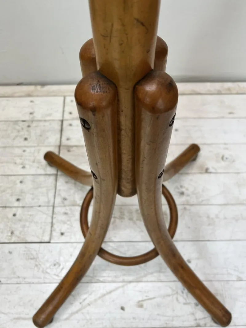 Pamono Free Standing Coat Rack in the style of Thonet, 1950s> Racks, Hooks & Valets