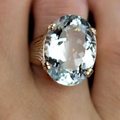 Pamono French 15 Carats Aquamarine 18 Karat Rose Gold Cocktail Ring, 1960s