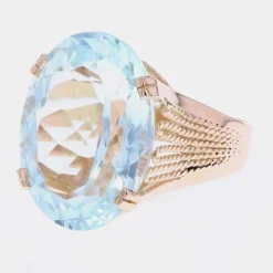 Pamono French 15 Carats Aquamarine 18 Karat Rose Gold Cocktail Ring, 1960s