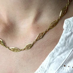 Hot Pamono French 18 Karat Yellow Gold Filigree Chain Necklace, 1960s