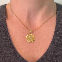 Best Pamono French 18 Karat Yellow Gold Saint Therese Charm Medal Pendant, 1950s