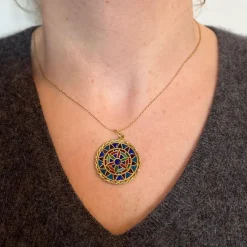 Pamono French 18 Karat Yellow Gold and Enamel Window Plique a Jour Pendant Medal, 1950s><noscript><img width=