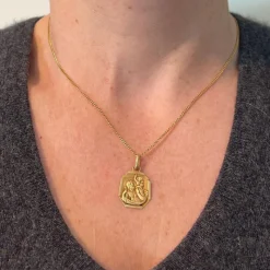Pamono French 18 Karat Yellow Gold Saint Christopher Charm Pendant Medal by Grun, 1930s><noscript><img width=
