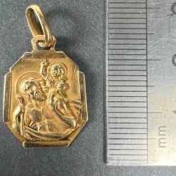 Pamono French 18 Karat Yellow Gold Saint Christopher Charm Pendant Medal by Grun, 1930s><noscript><img width=