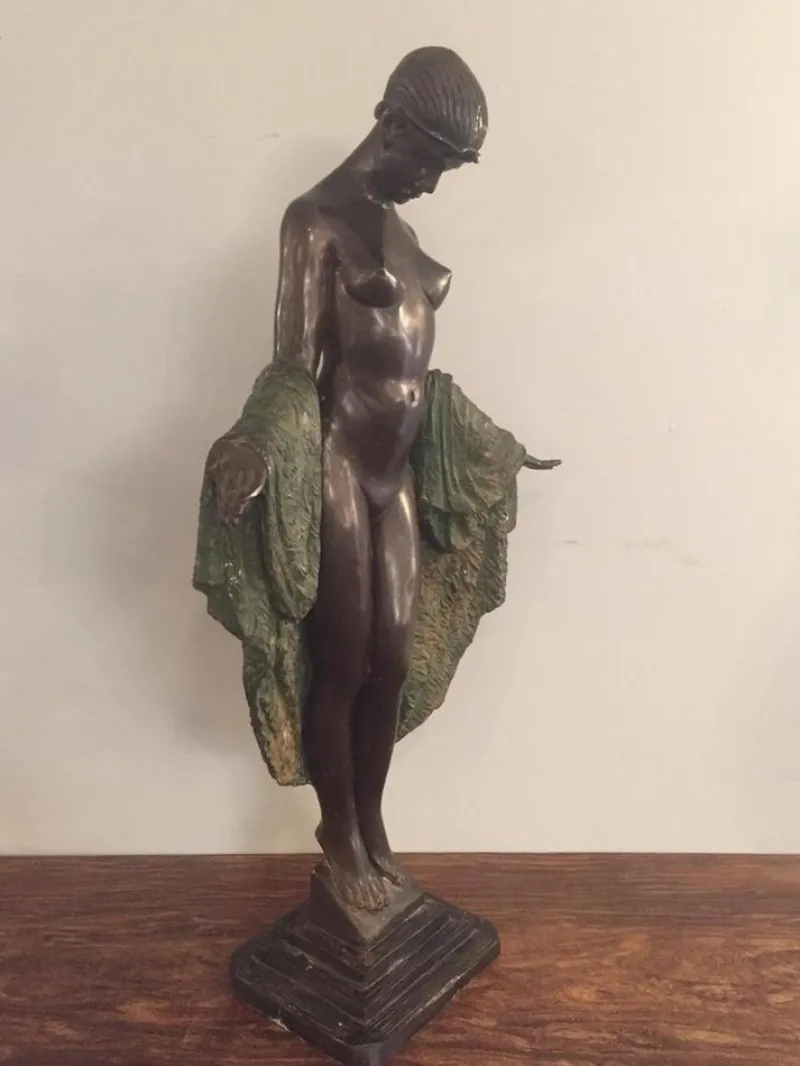 Pamono French Art Deco Bronze Dancer Figure by J.E Descomps> Art Deco
