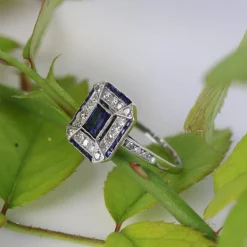 Hot Pamono French Art Deco Sapphire Diamonds Platinum Rectangular Ring, 1920s