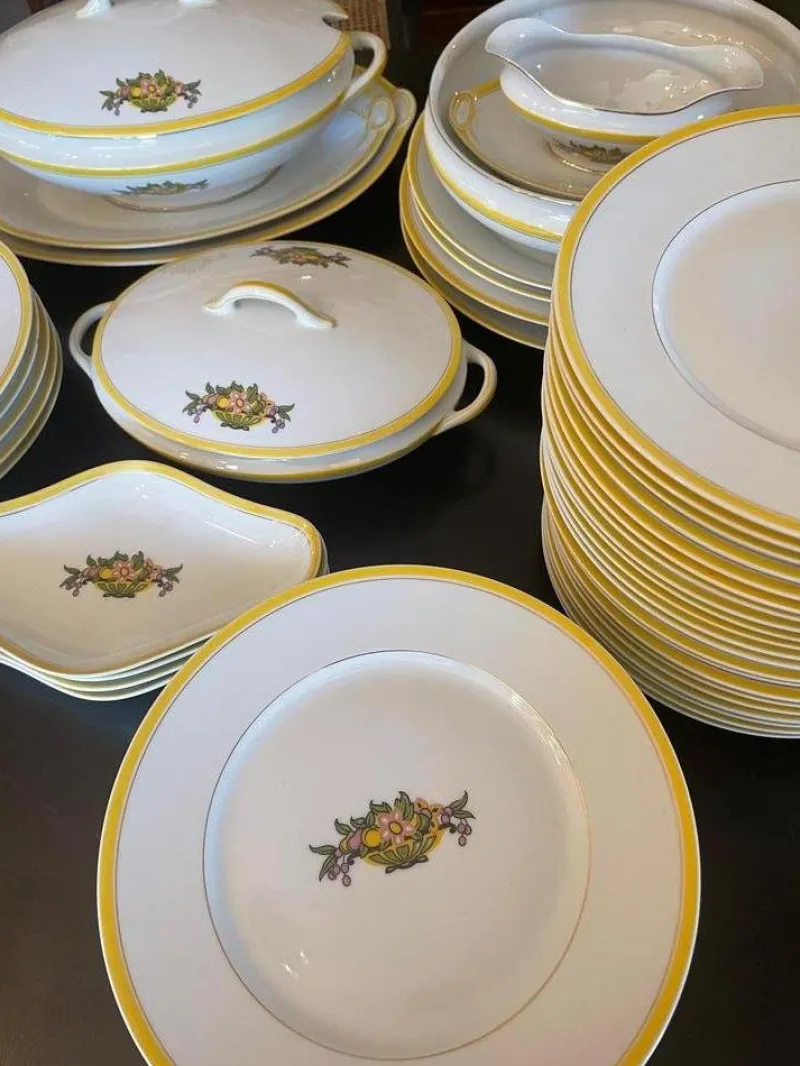 Pamono French Art Deco Service in Porcelain from Limoges, 1920s, Set of 49> Dinner Plates & Bowls