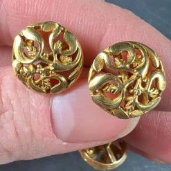 Hot Pamono French Art Nouveau 18 Karat Yellow Gold Mistletoe Leaves Cufflinks, 1890s, Set of 2