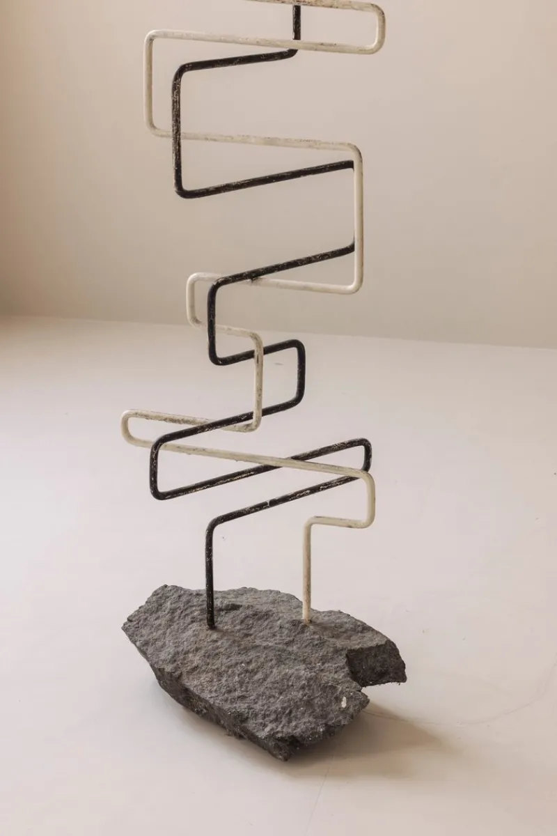 Pamono French Artist, Zigzag Sculpture, 1960s, Metal & Stone> Abstraction