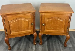 Pamono French Bedside Tables, Set of 2> Nightstands
