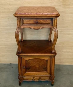 Pamono French Bedside Tables with Cabriole Legs, 1950s, Set of 2><noscript><img width=