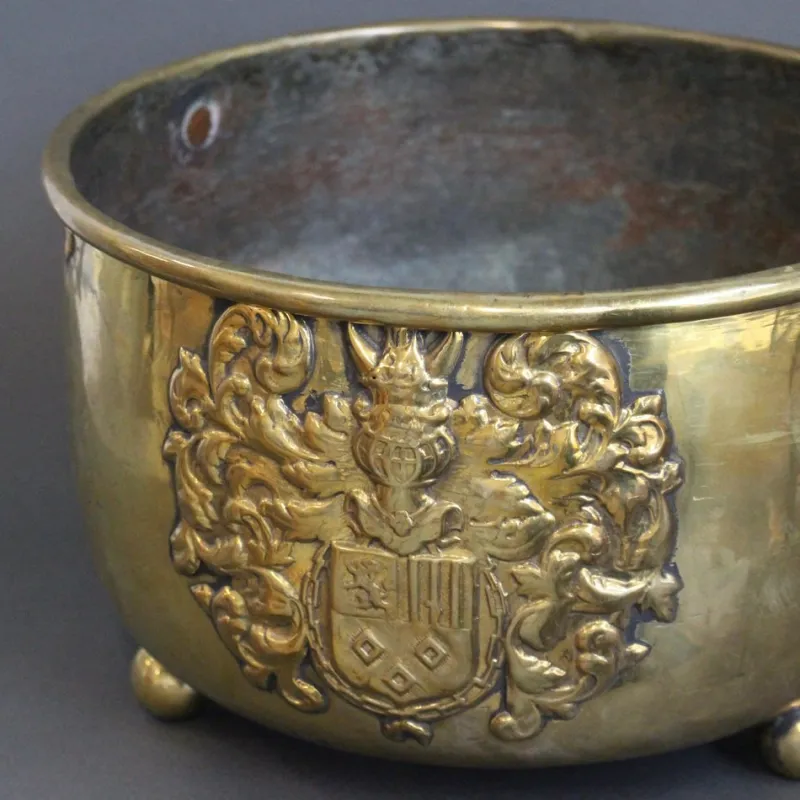 Pamono French Brass Cachepot, 1700s> Planters And Jardiniere