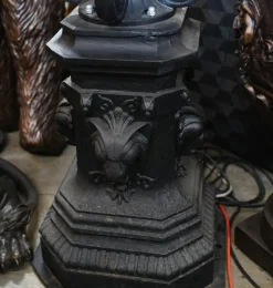Outlet Pamono French Cast Iron Street Lamp with Lion