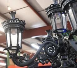 Outlet Pamono French Cast Iron Street Lamp with Lion
