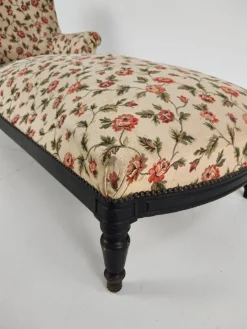 Pamono French Chaise Longue with Floral Upholstery, 19th Century> Daybeds & Chaises Lounges