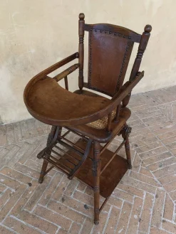 Pamono French Children's Chair in Walnut, Late 1800s> Children's Chairs