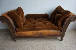 Pamono French Distressed Leather Adjustable Loveseat or Daybed, 1900s><noscript><img width=